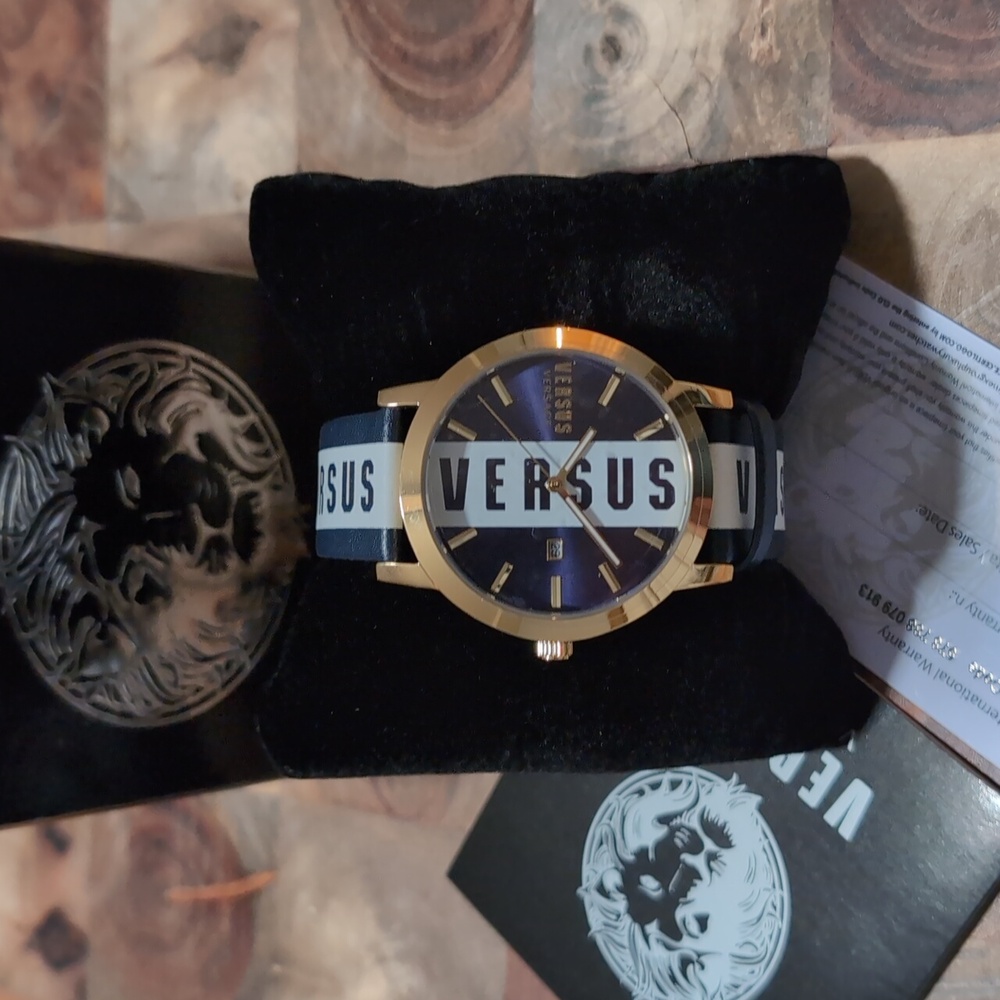 Versace Versus Leather 44mm Stainless Steel Water Resistant Watch New in Box ❤️
